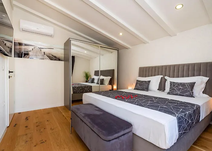 Semesterbostad Ava *